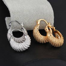 18K Platinum Plated Moon Stripe Hoop Loop Earrings Clasp Jewelry Gift Lady