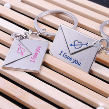 2pcs Lover's Keyrings Envelope "I love you" Engraved Cupid's Arrow Heart Keychains