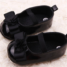 born 3-15M Baby Girl Shoes First Walkers Lovely Sneakers Infant Kids Girls Princess Shoes